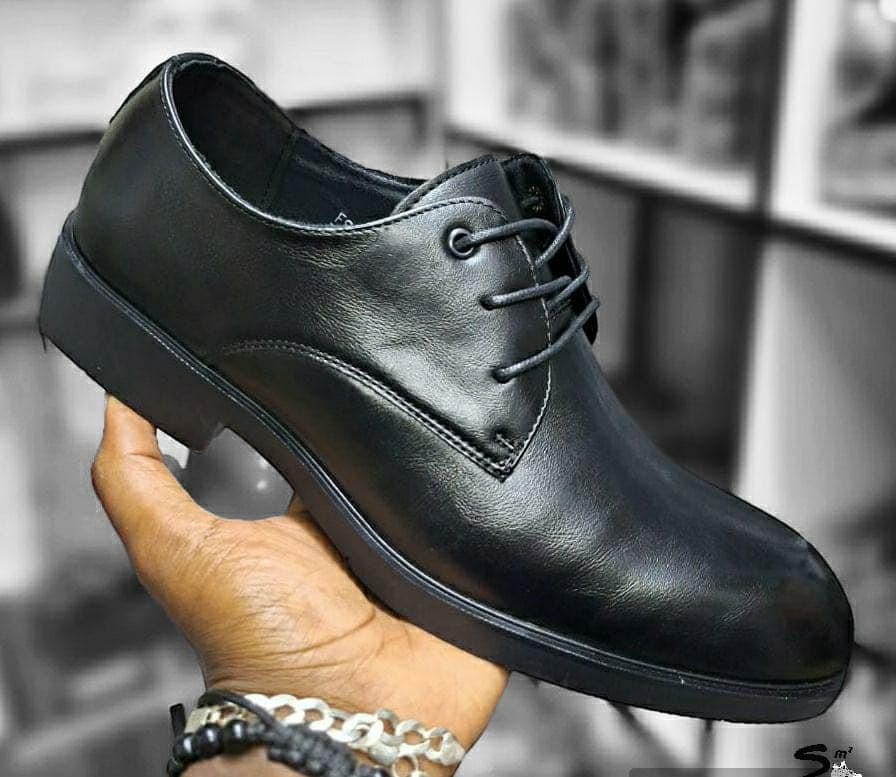 Cool shoe black